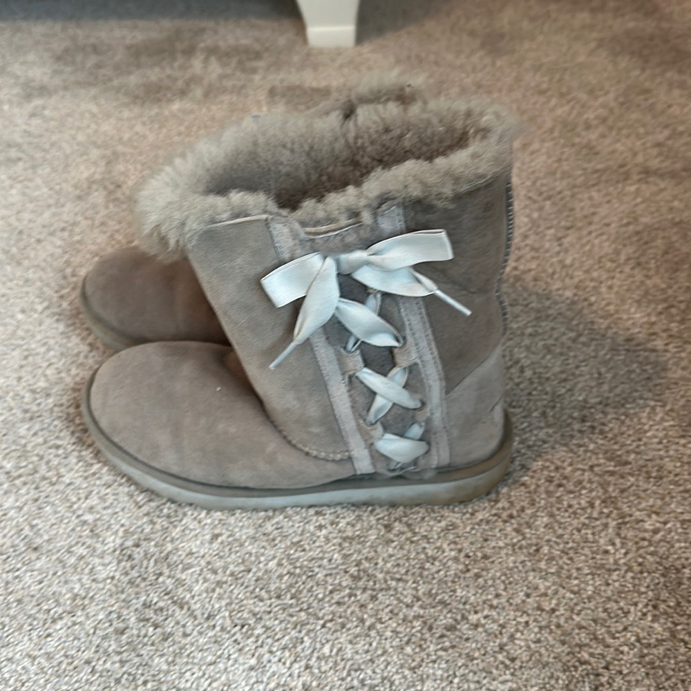Grey Ugg Boots With Bows On Side - image 1